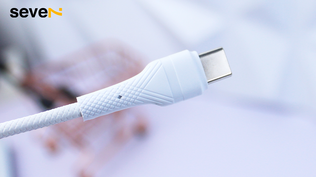 cáp usb-c to lightning 0.3m